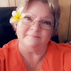 Meet your Posher, Brenda